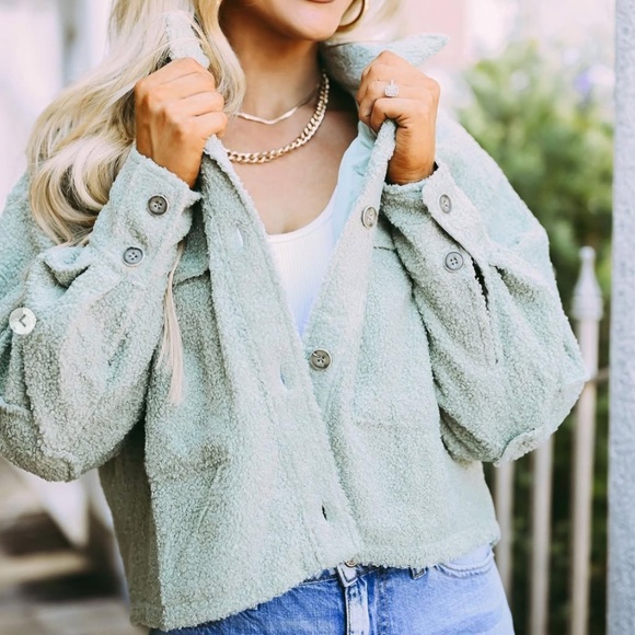 Victoria Jacket - Picture 3 of 4